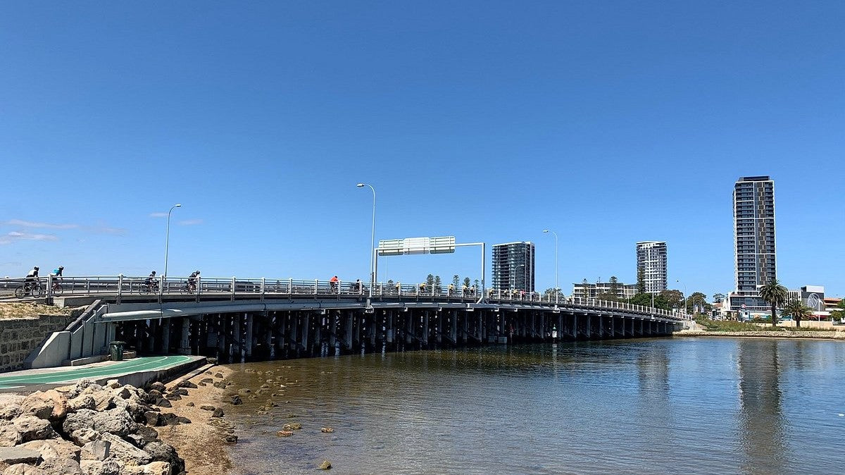Canning Bridge Perth panoramic view - popular black bream fishing spot on the Swan River