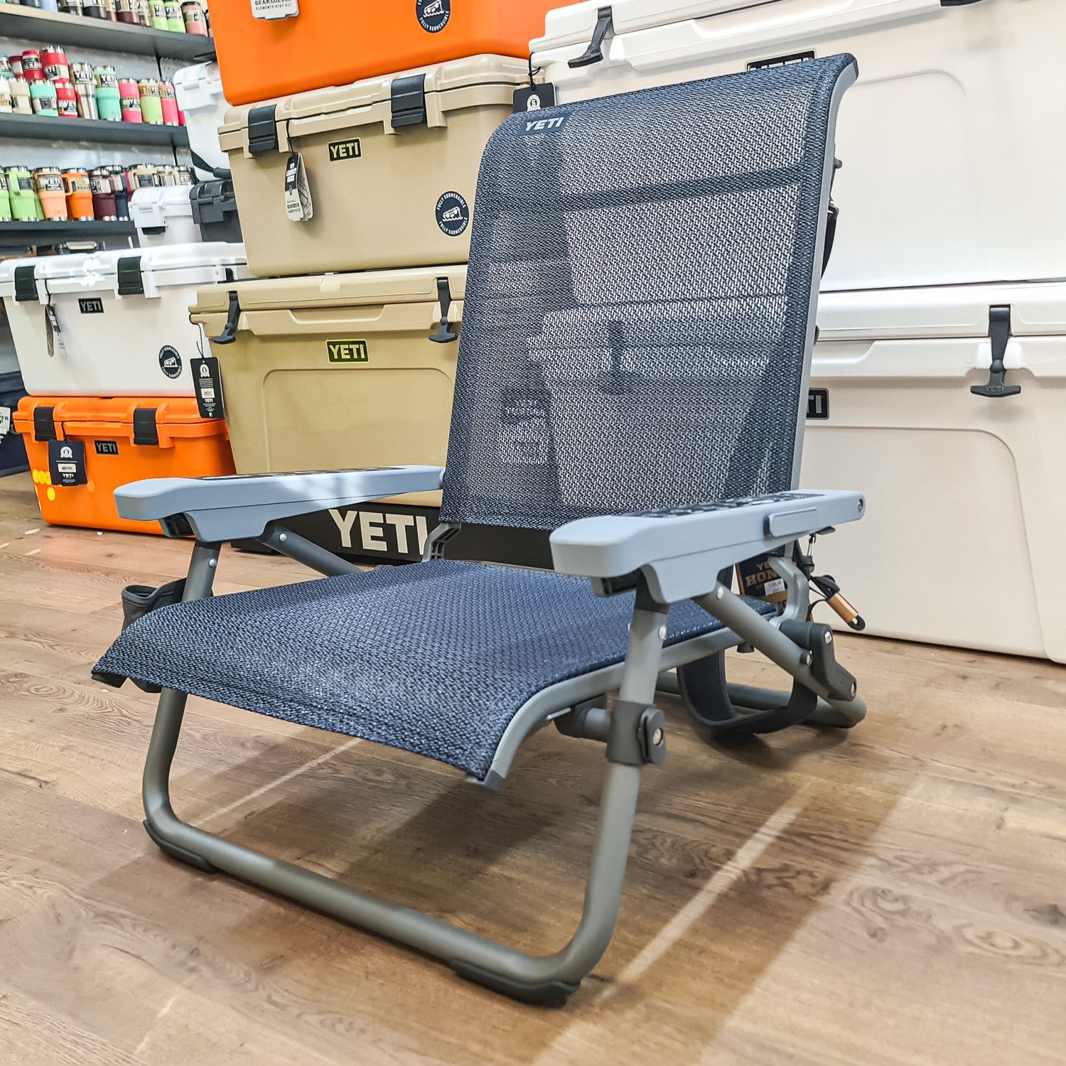 Yeti Hondo Beach Chair Navy
