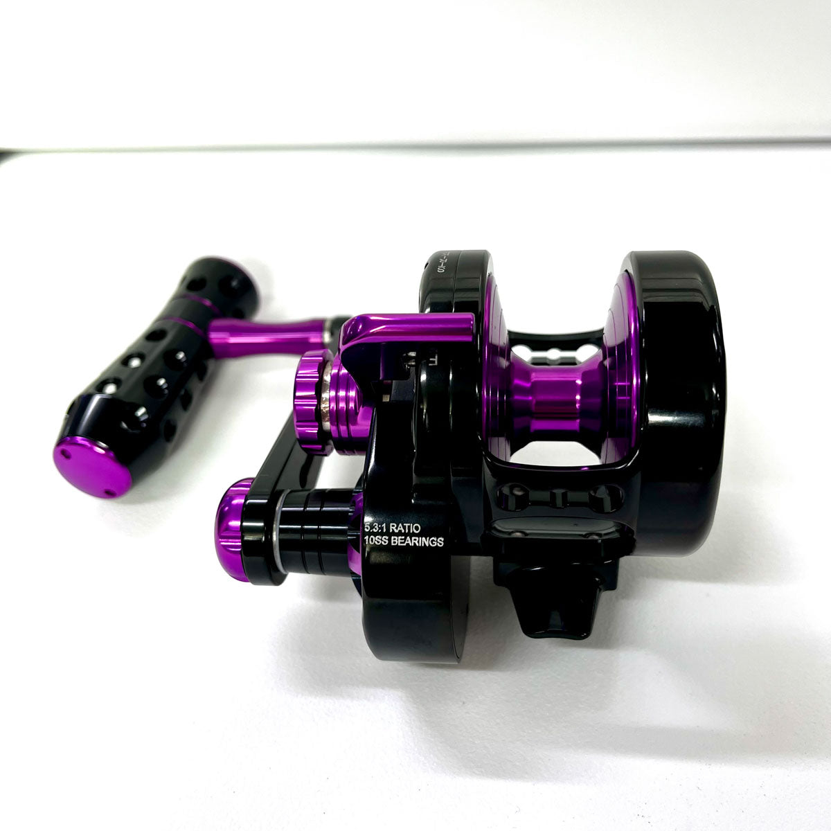 Jigging Master Monster Game PE3 Right Handed Black / Purple