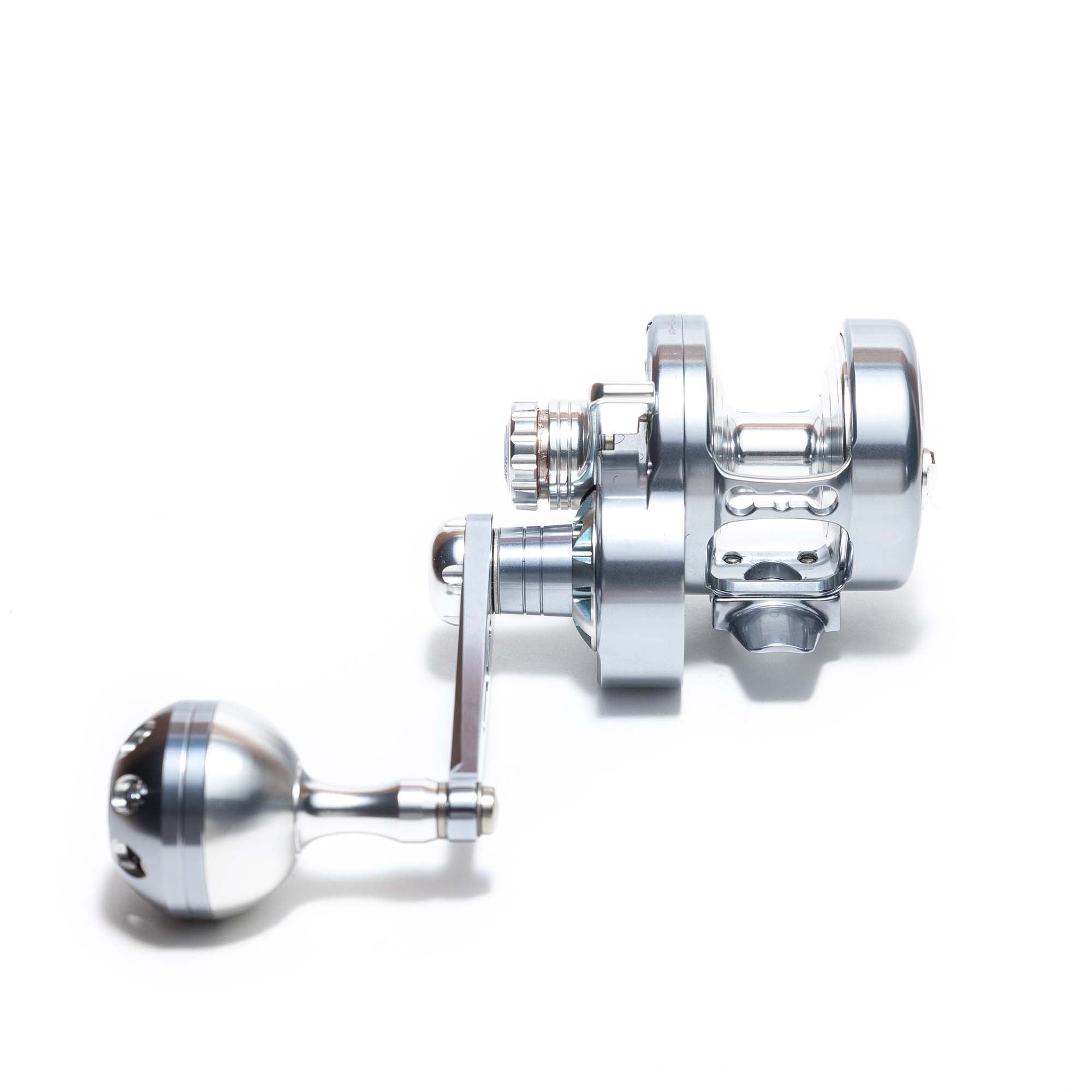Jigging Master Powerspell PE2 Right Handed Grey Silver
