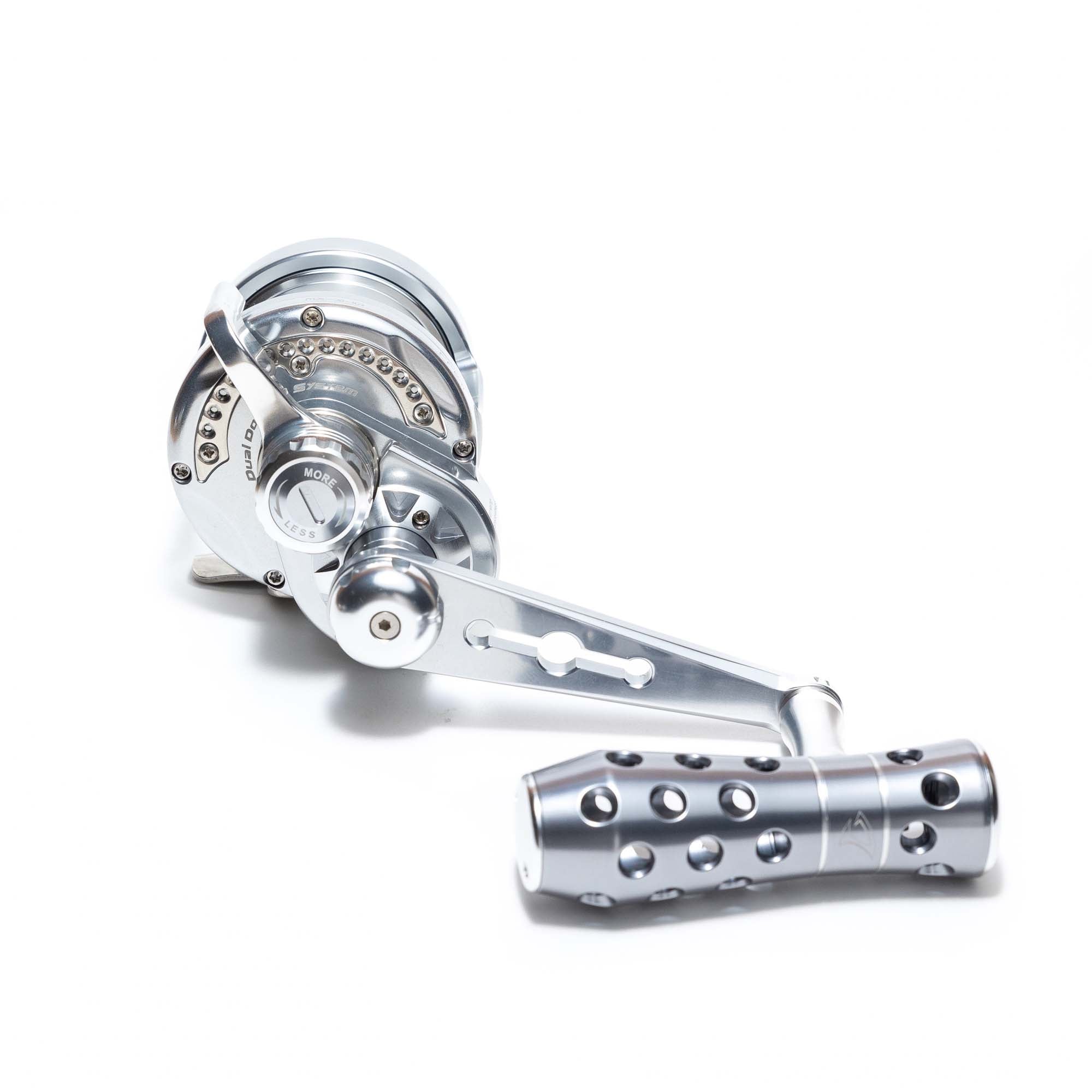 Jigging Master Powerspell PE4 Right Handed Grey Silver