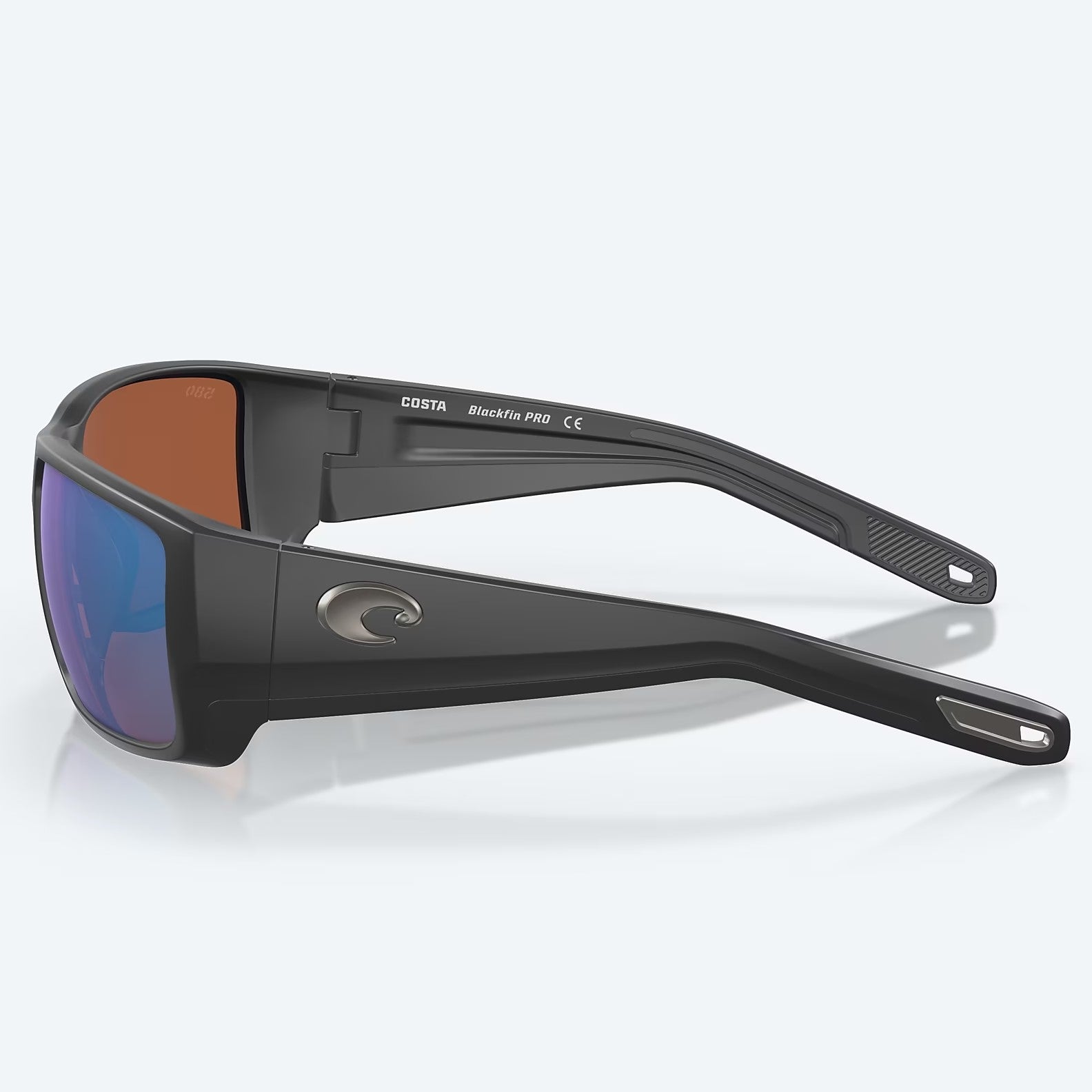 Costa Blackfin Pro 580G Side
