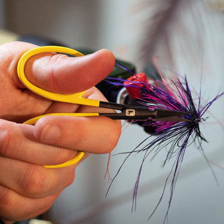 Loon Ergo Arrow Point Scissors Using