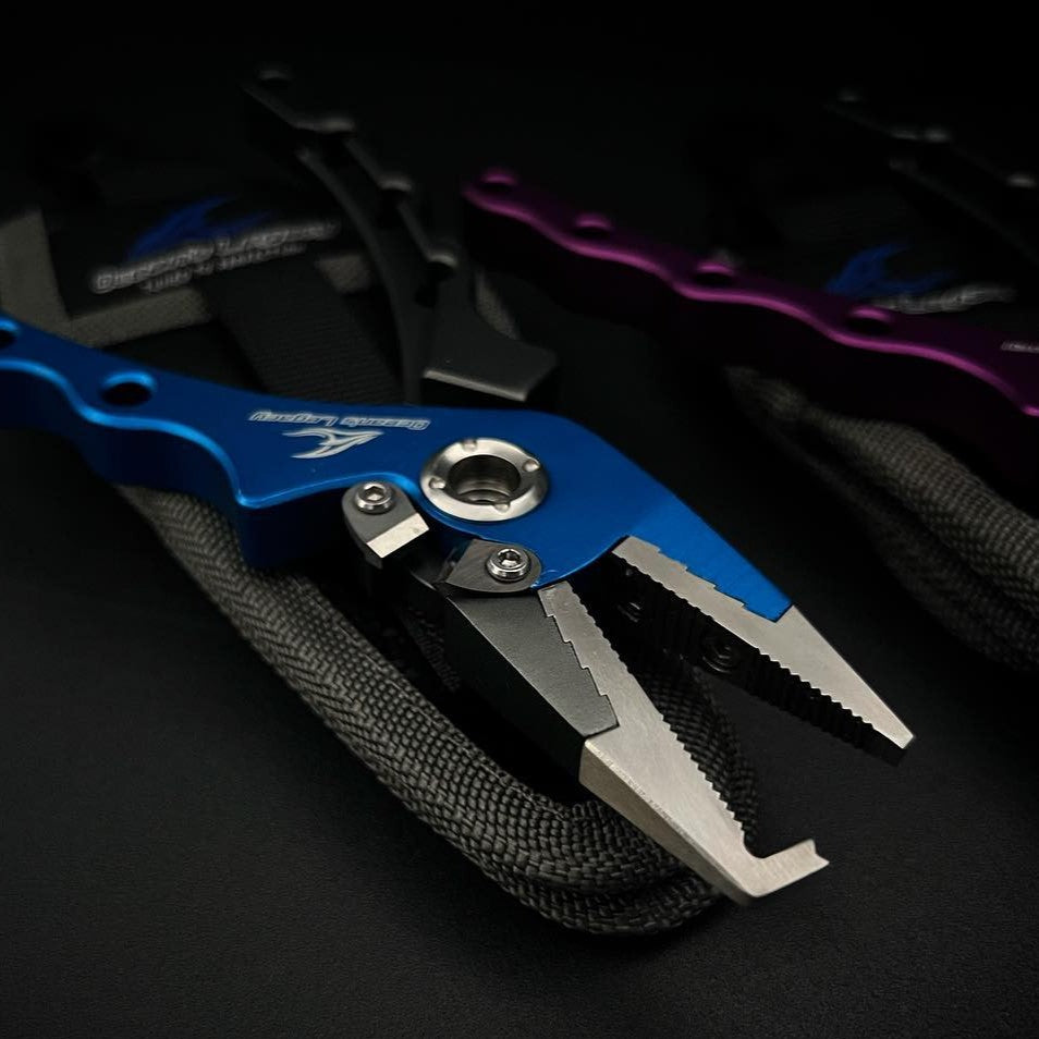 Oceans Legacy Oceans Legacy HD Fishing Pliers Large - side view