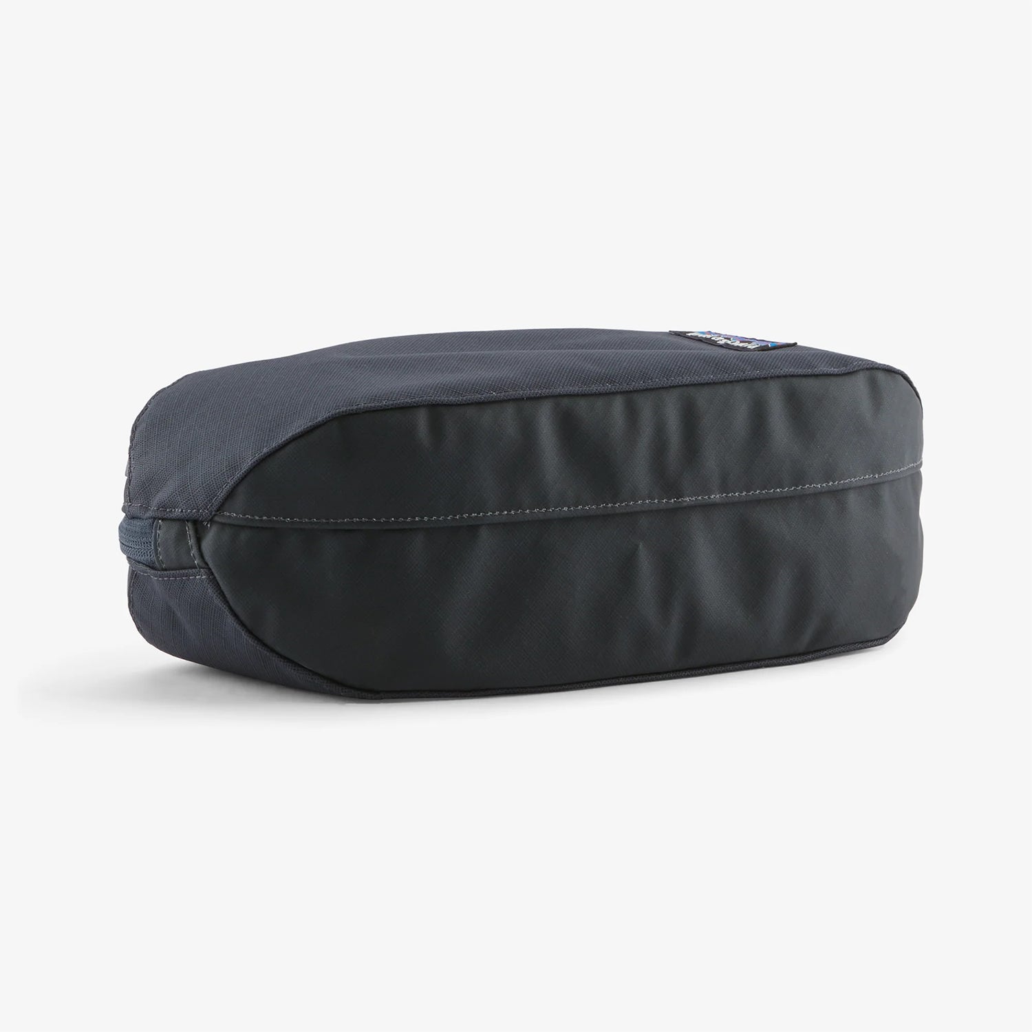 Patagonia Black Hole Cube 3L Back