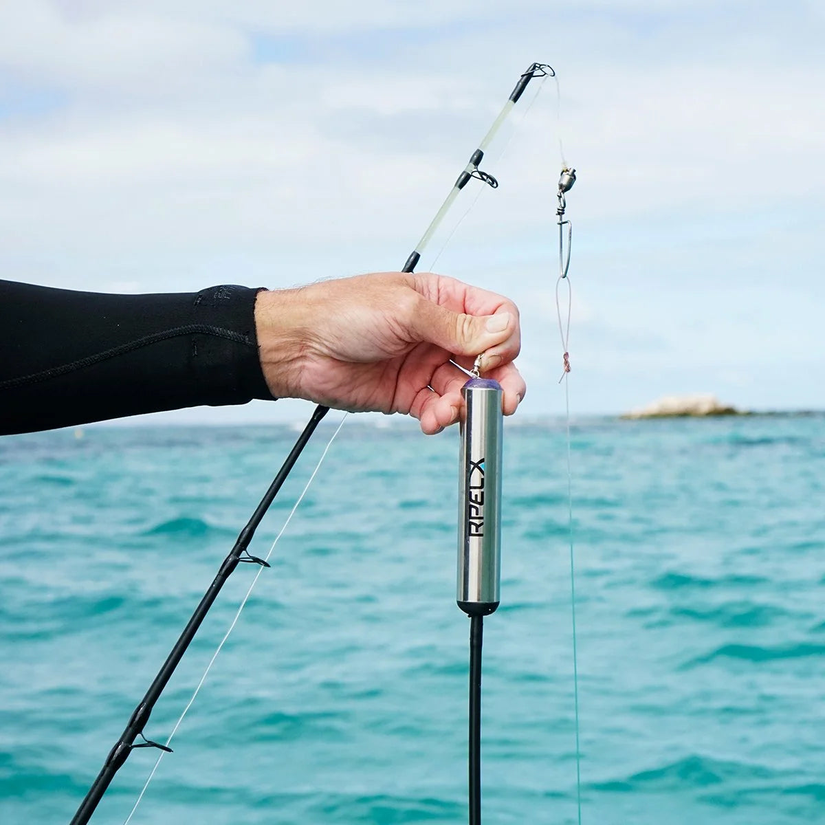 RPELX Shark Deterrent Fishing Device Holding