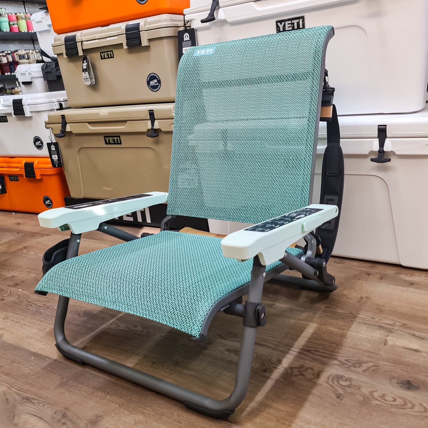 Yeti Hondo Beach Chair Seafoam