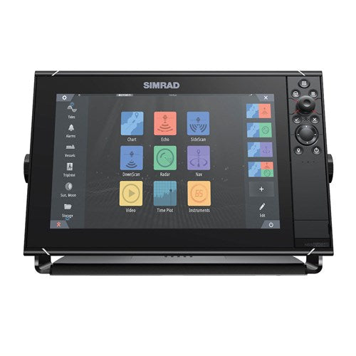 Simrad Simrad NSS12 Evo3S - in use
