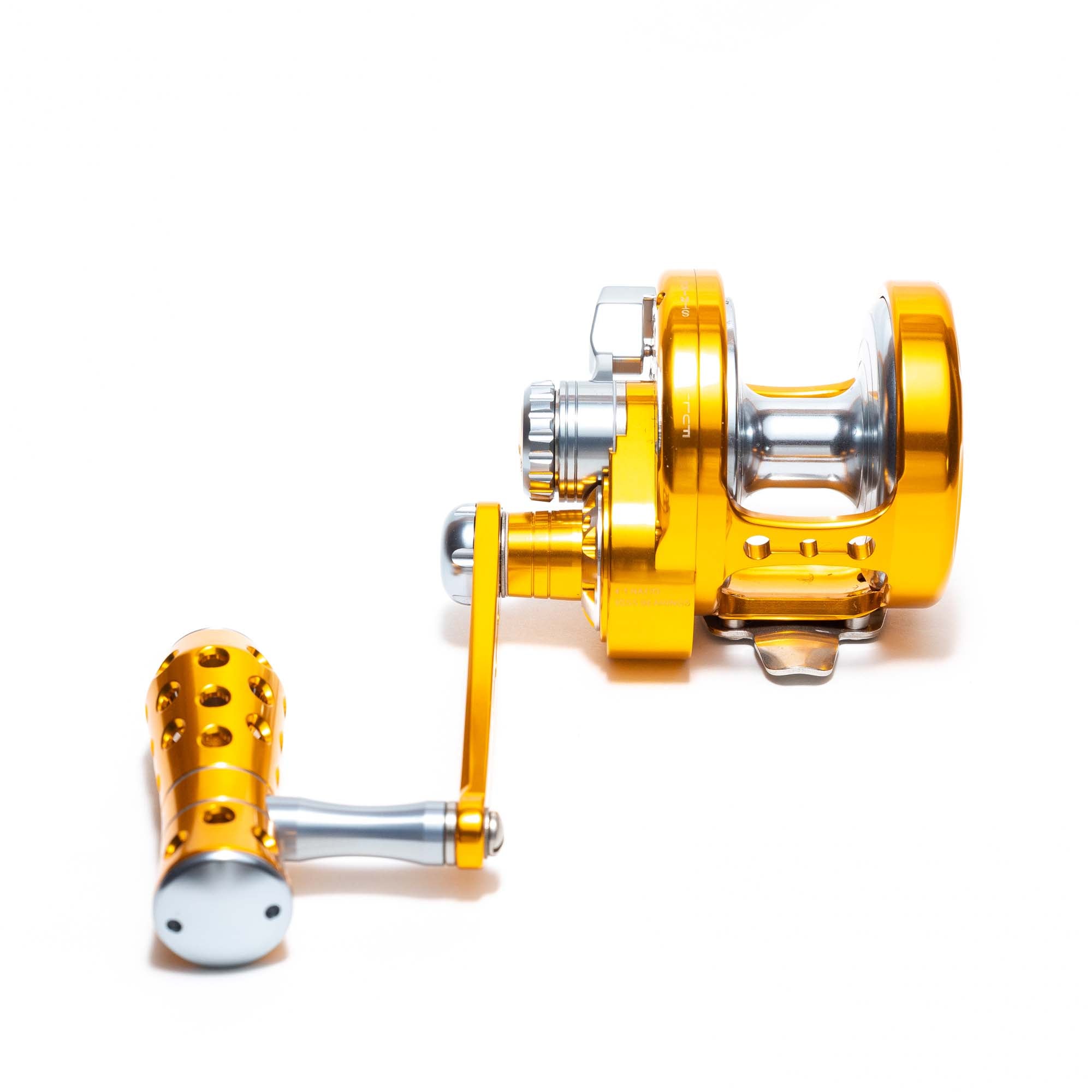 Jigging Master Powerspell PE5 Right Handed Gold Grey
